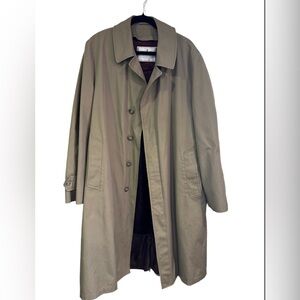 Towne by London Fog Trench Coat - size 42 Reg